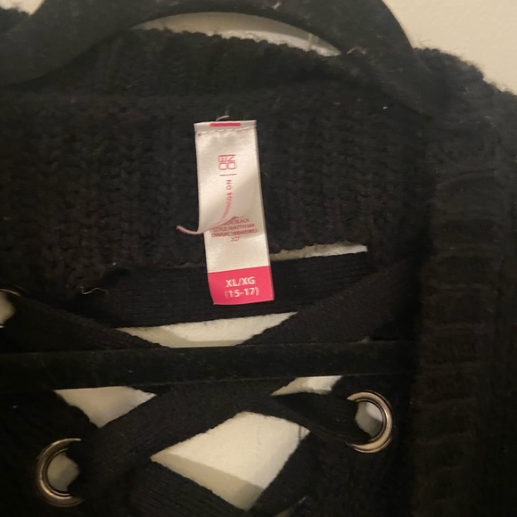 No Boundaries woman’s xl 15-17 cardigan sweater - Picture 3 of 3